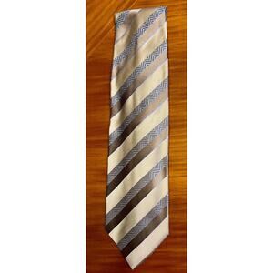 Giorgio Armani 100% Silk Men's Necktie Vintage Stunning A+